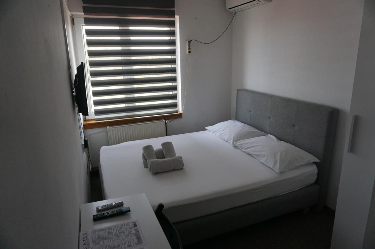 Guesthouse & Restaurant Tekovina Smederevo Ngoại thất bức ảnh
